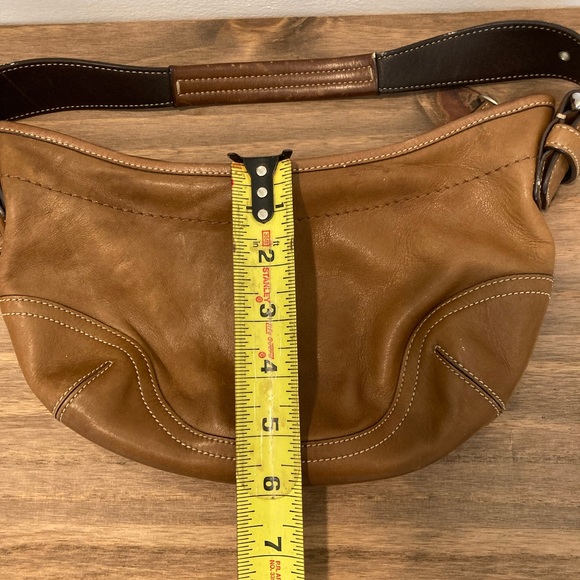 Coach Signature Hobo Bag, brown - Picture 10 of 10